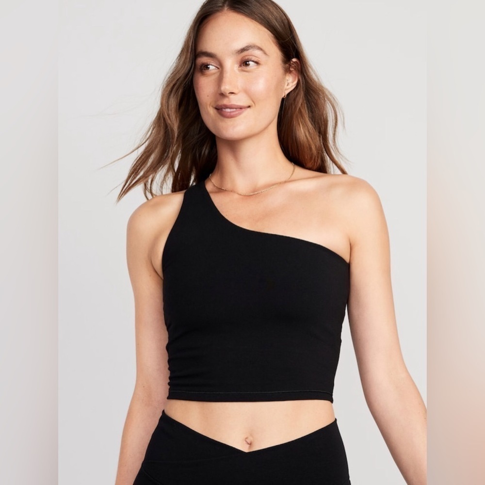 NWT! Black Light-Support PowerChill One-Shoulder Longline Sports Bra 🪜